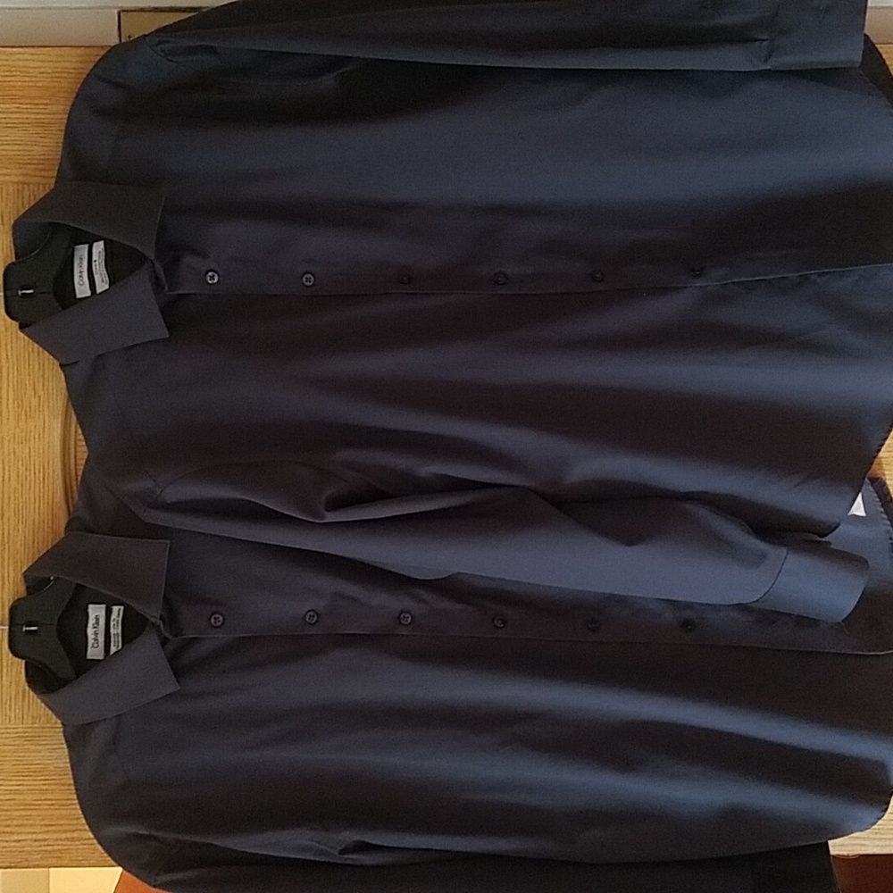 2x Calvin Klein button down long sleeve gray dress shirts